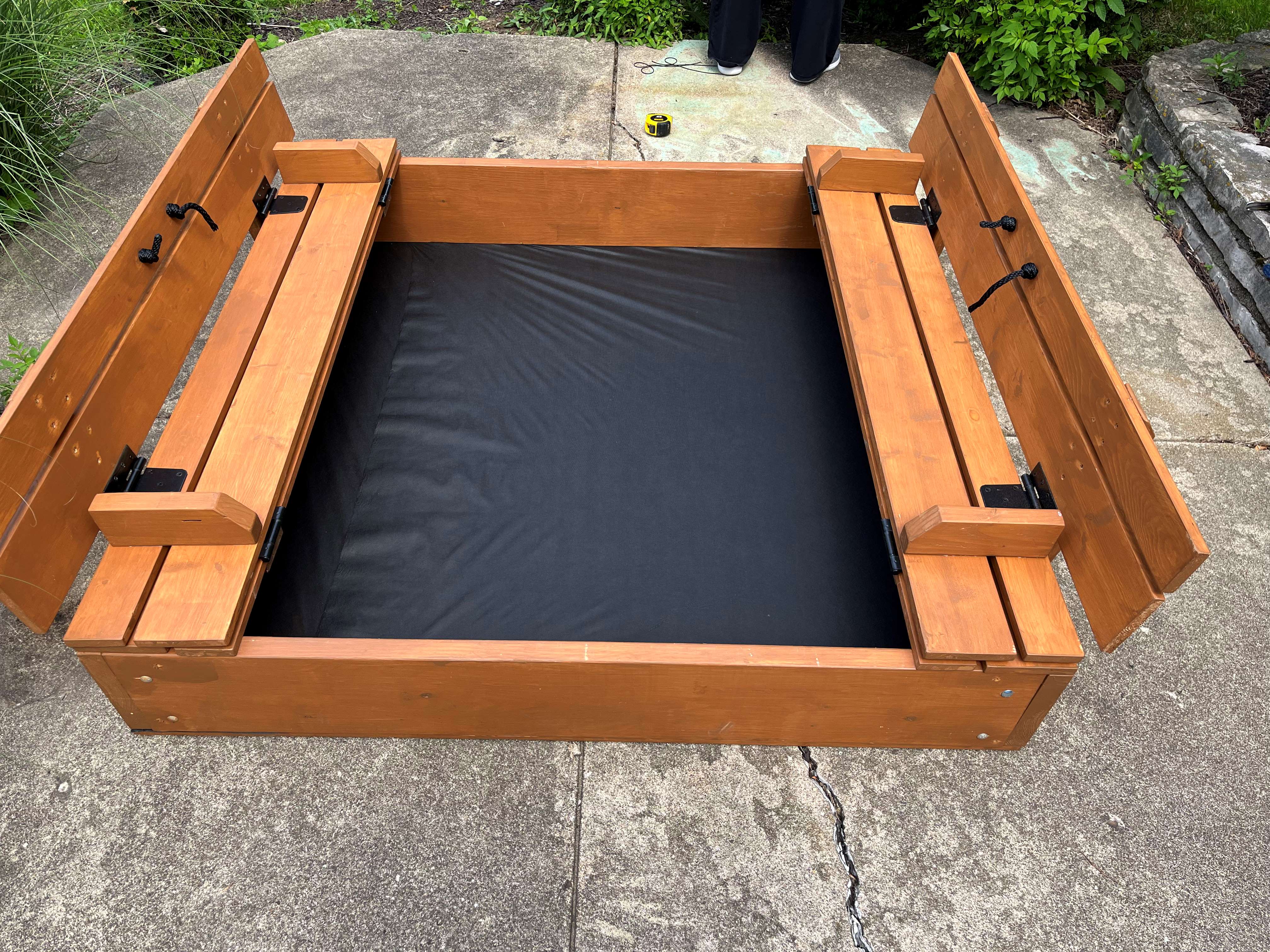 BIY Sandbox with Bench and Lid Construct101